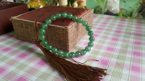 Vòng đeo tay thạch anh dâu tây xanh
